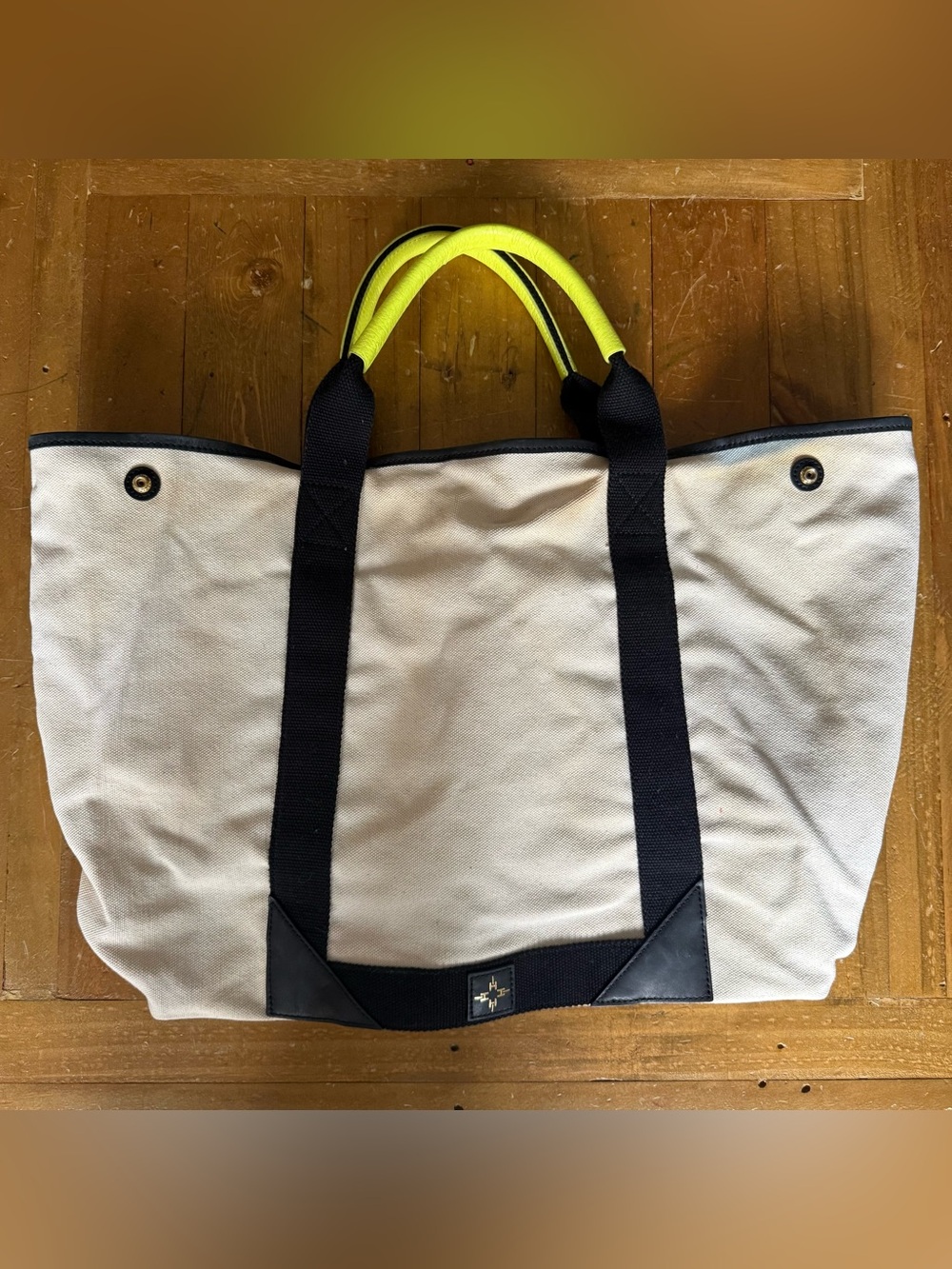 Canvas tote